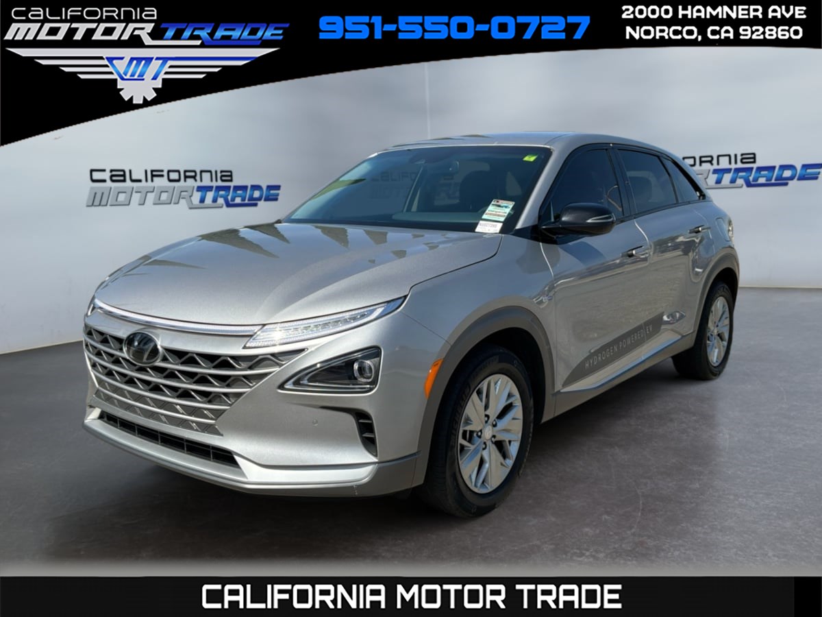 2022 Hyundai Nexo Blue's photo