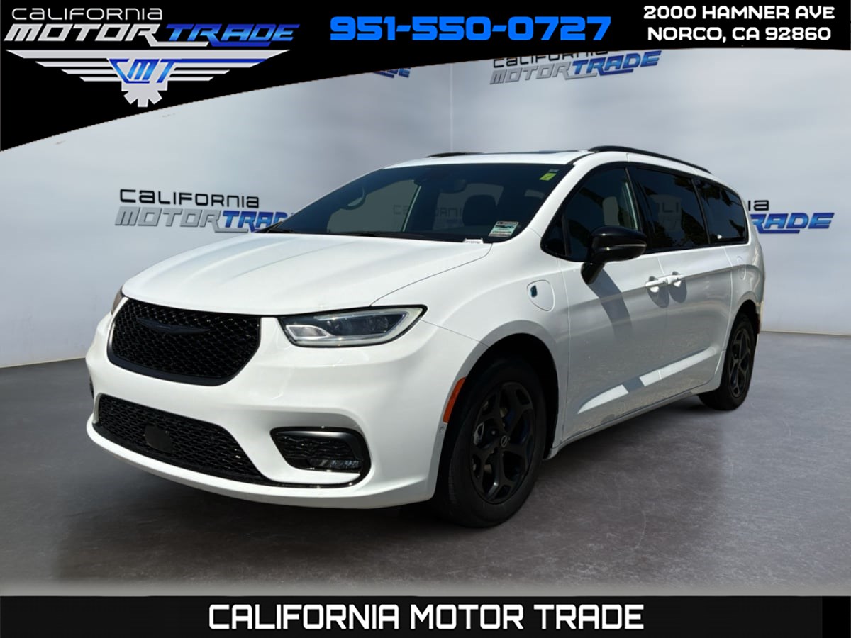 2025 Chrysler Pacifica Hybrid Select Premium S-Appearance PHEV's photo