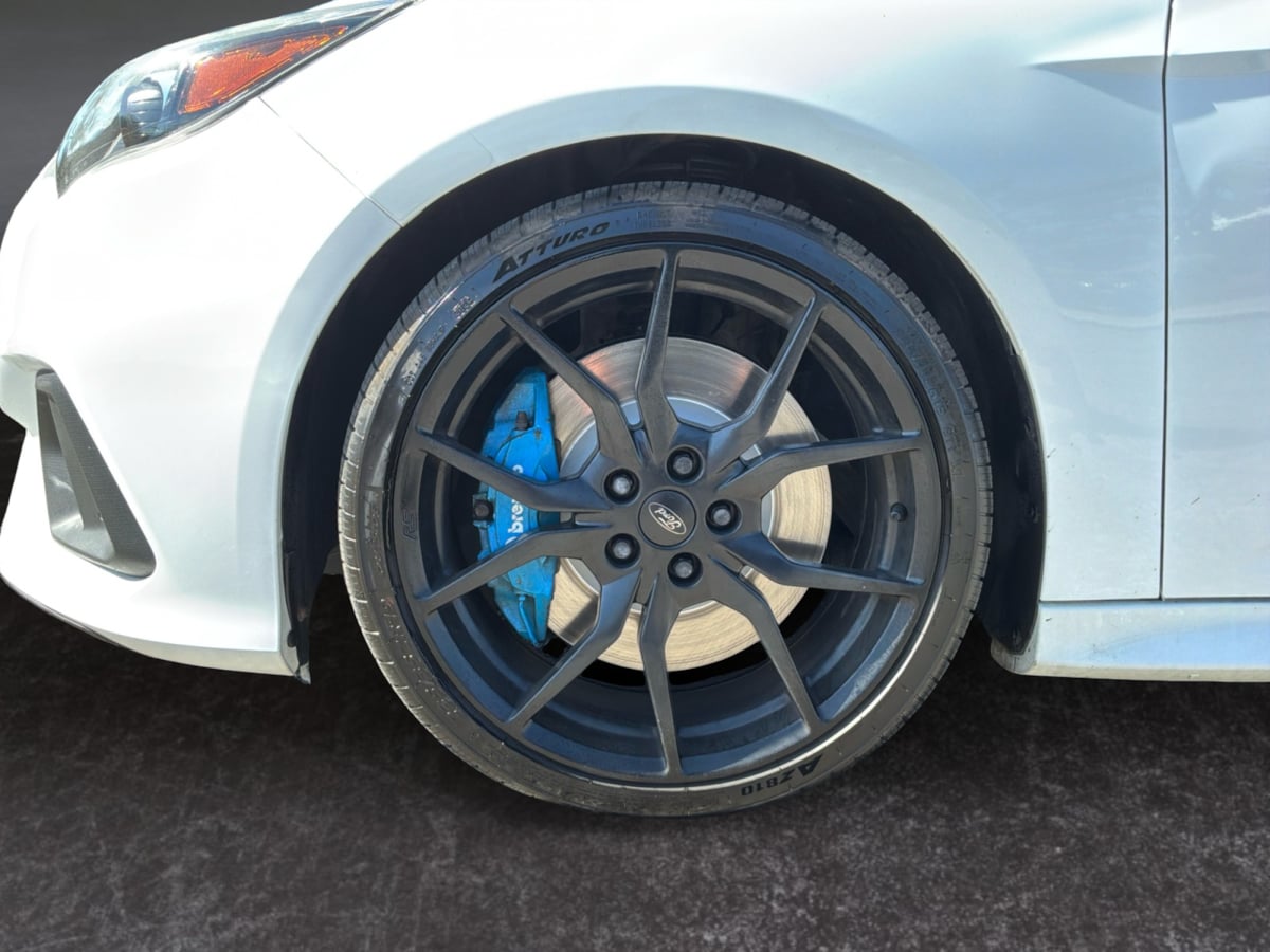 Ford Focus photo 9