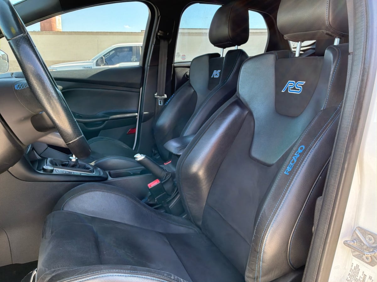 Ford Focus photo 19