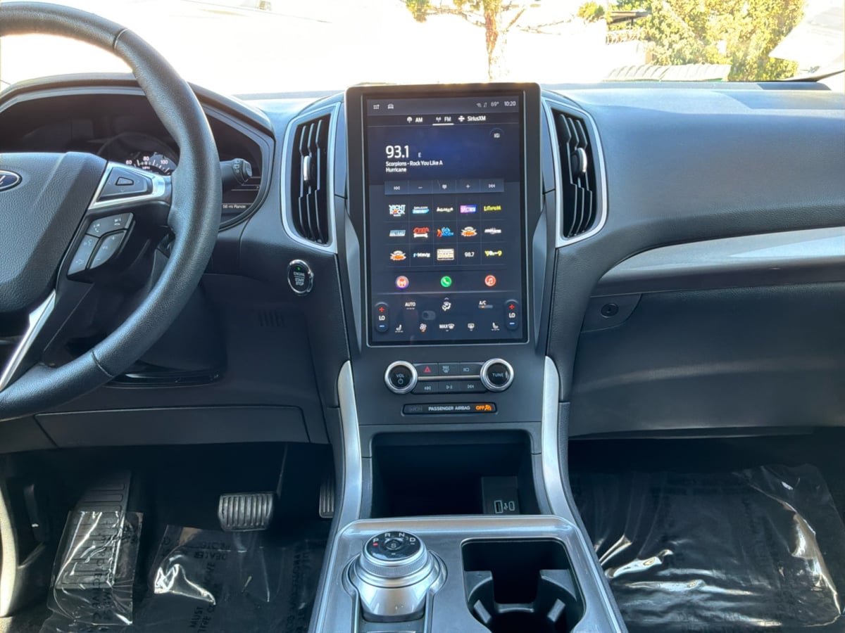 2024 Ford Edge SEL - Photo 15
