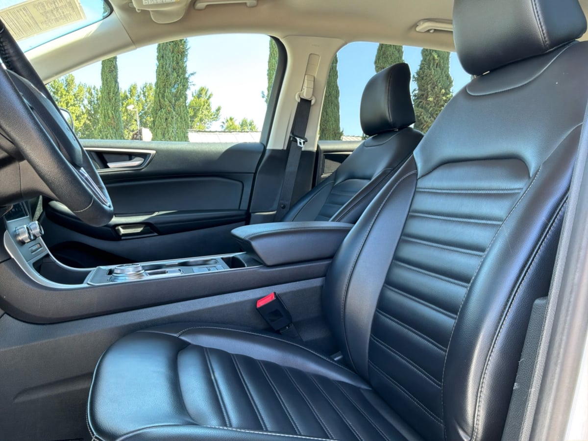 2024 Ford Edge SEL - Photo 17