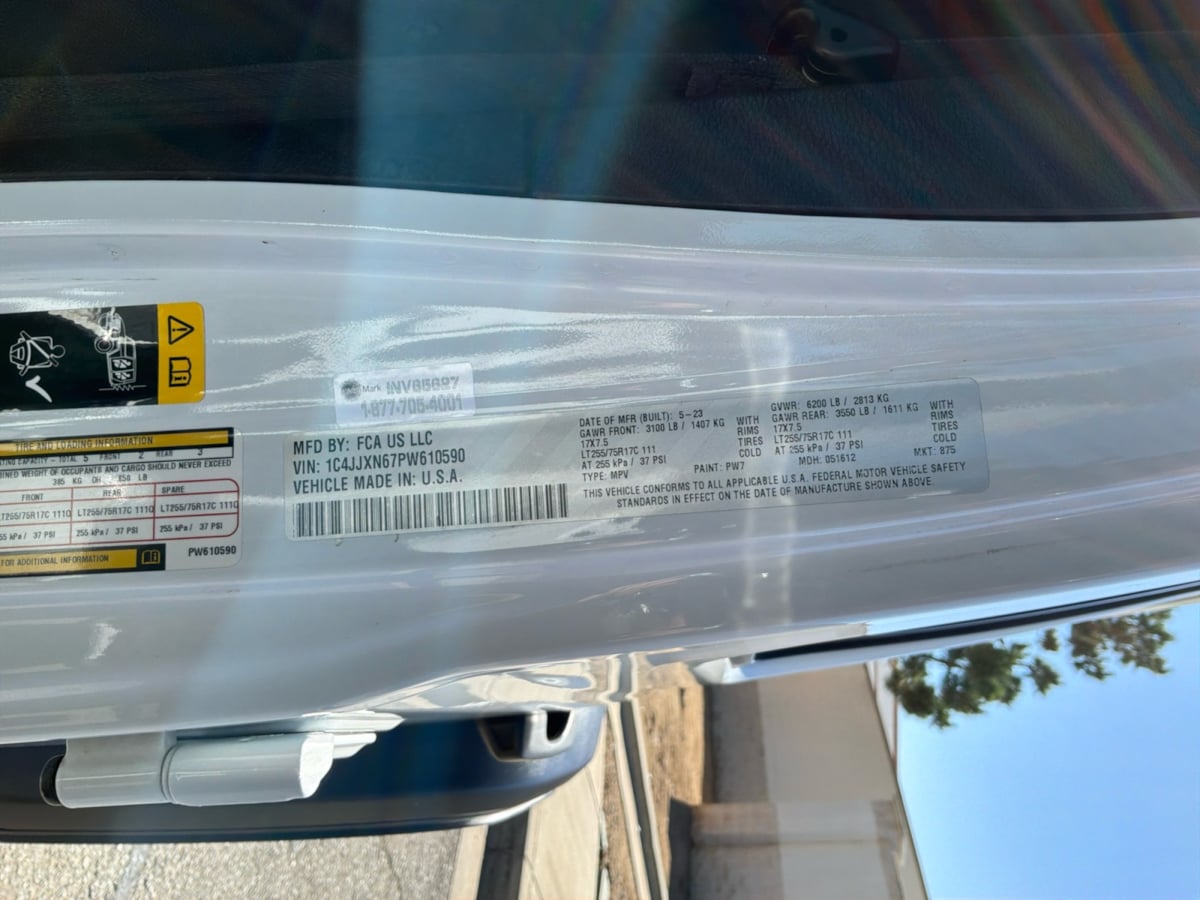 Jeep Wrangler photo 23
