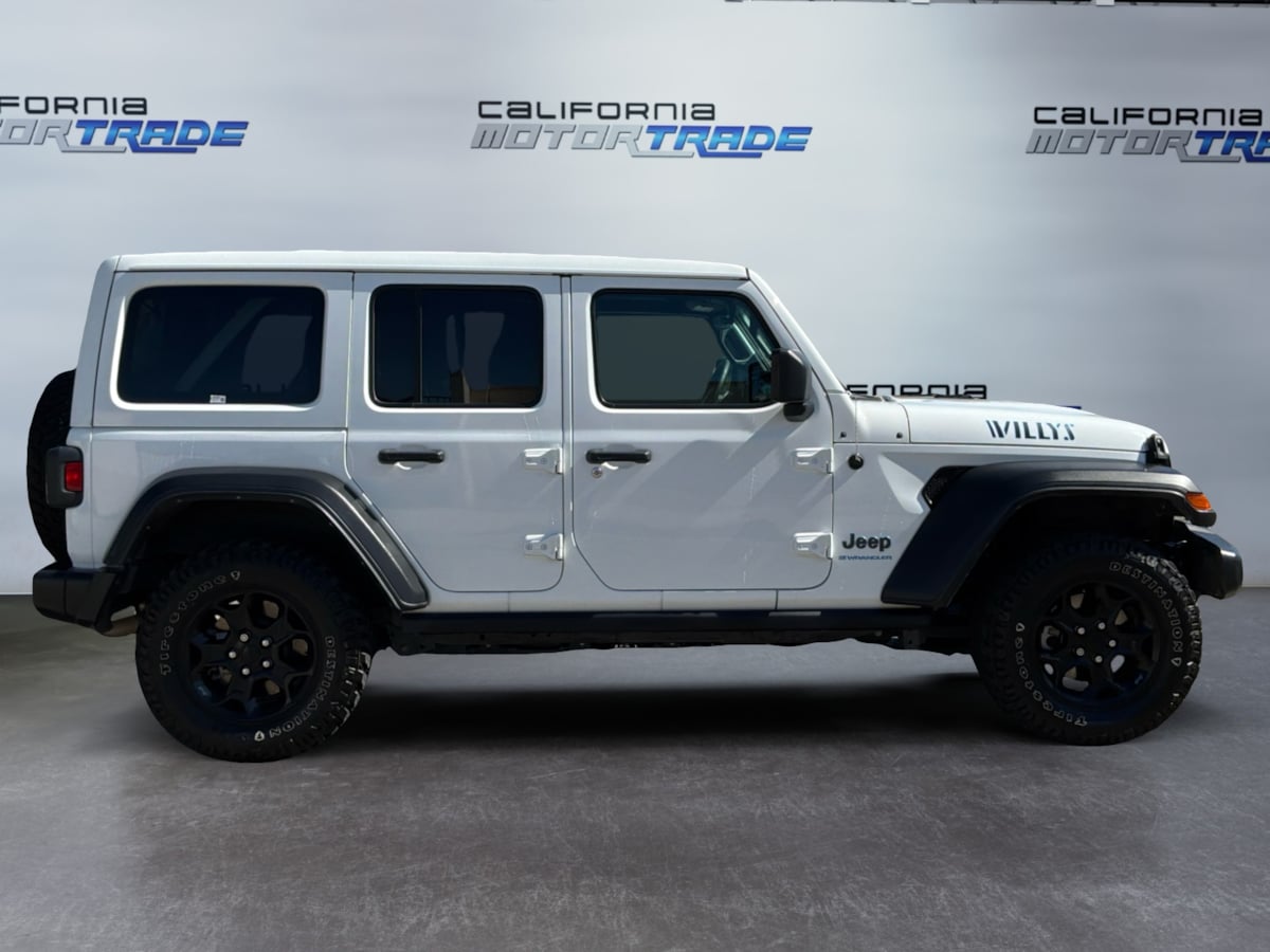 Jeep Wrangler photo 4