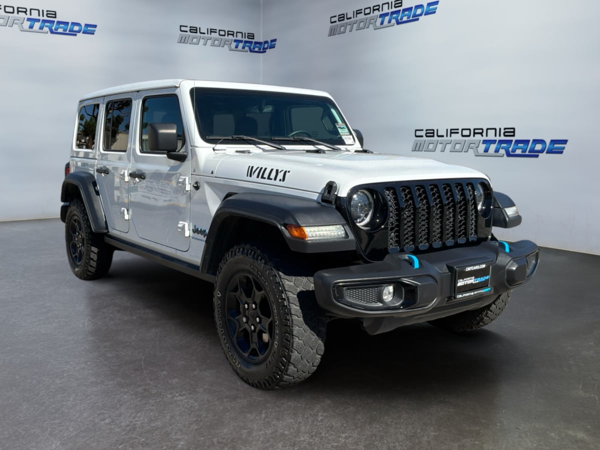 Jeep Wrangler photo 3