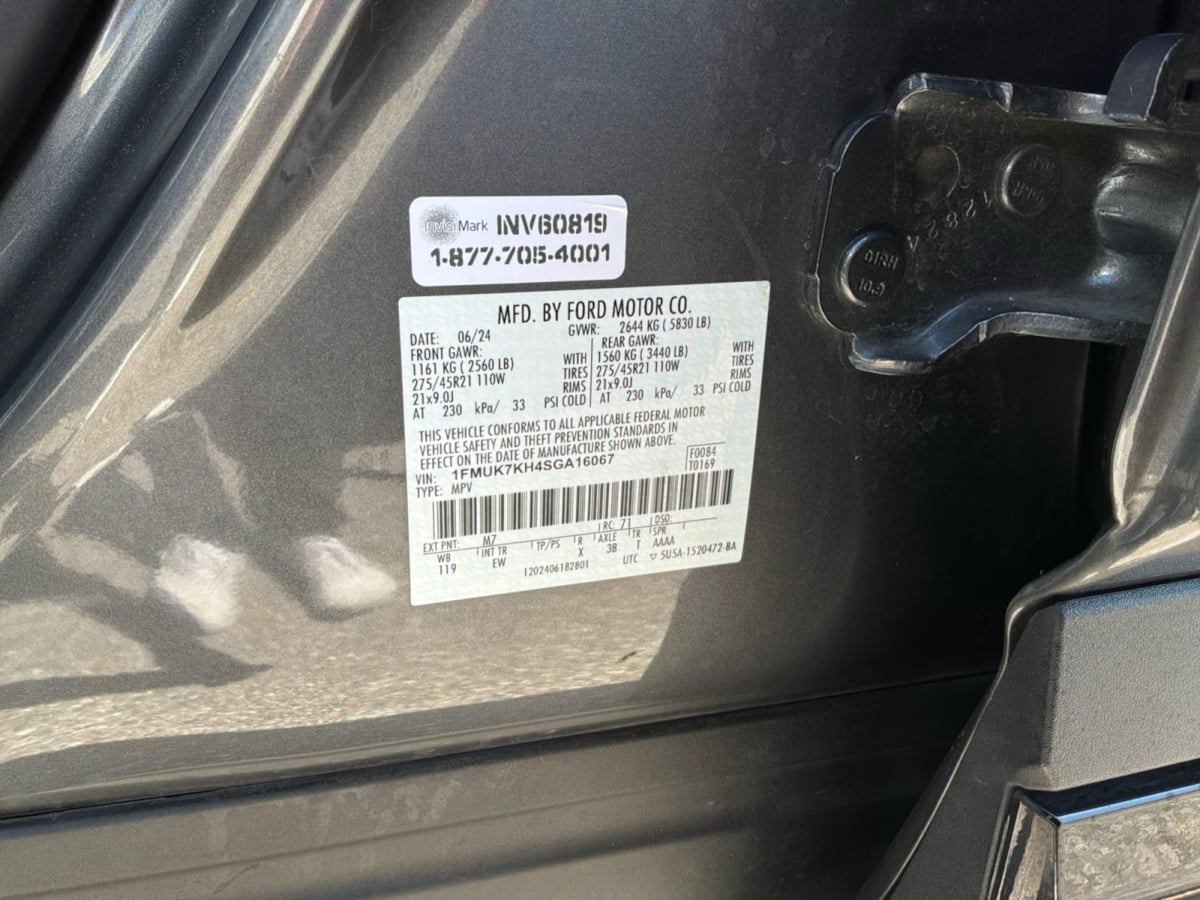 Ford Explorer photo 23