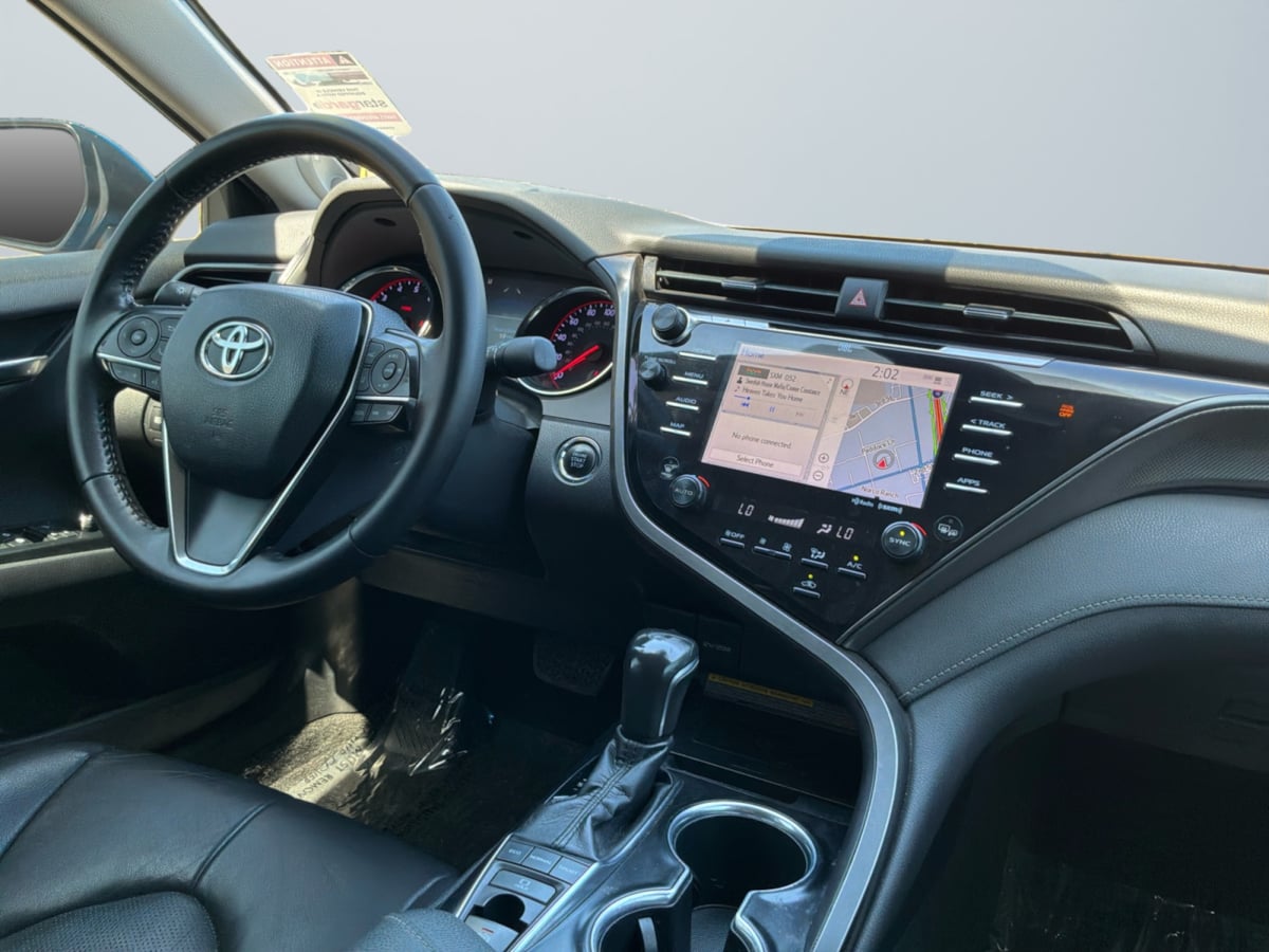 Toyota Camry photo 14