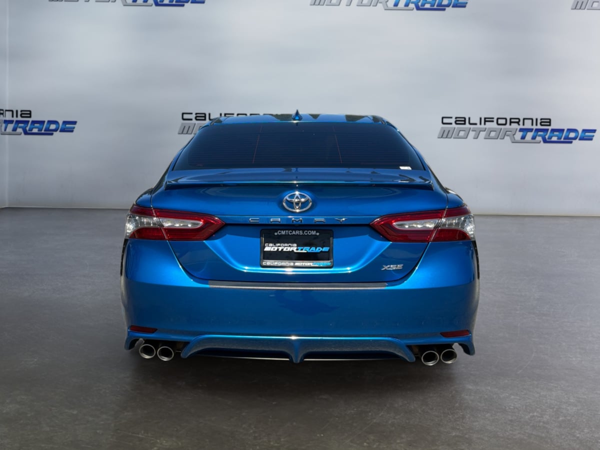 Toyota Camry photo 6