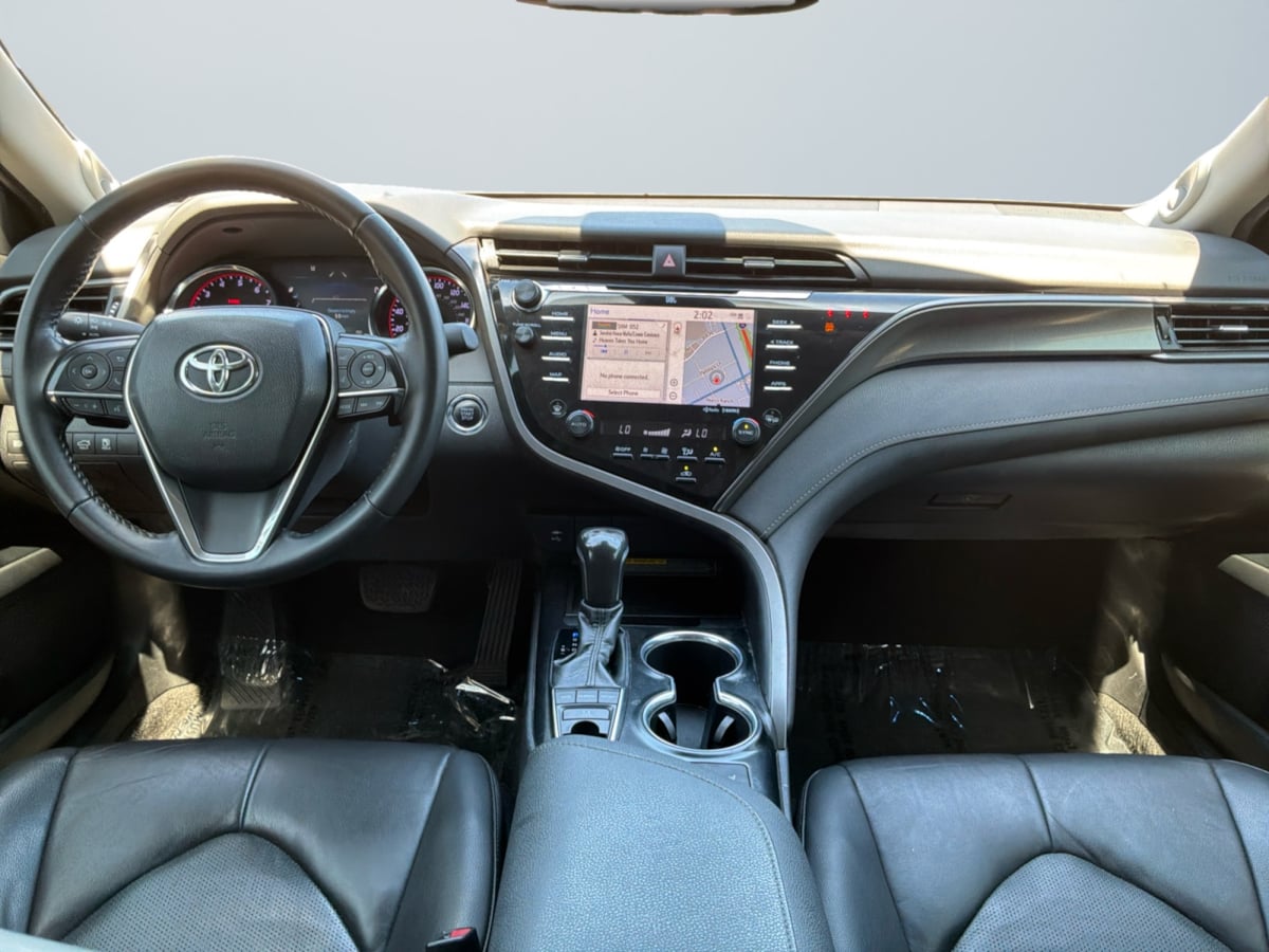 Toyota Camry photo 10