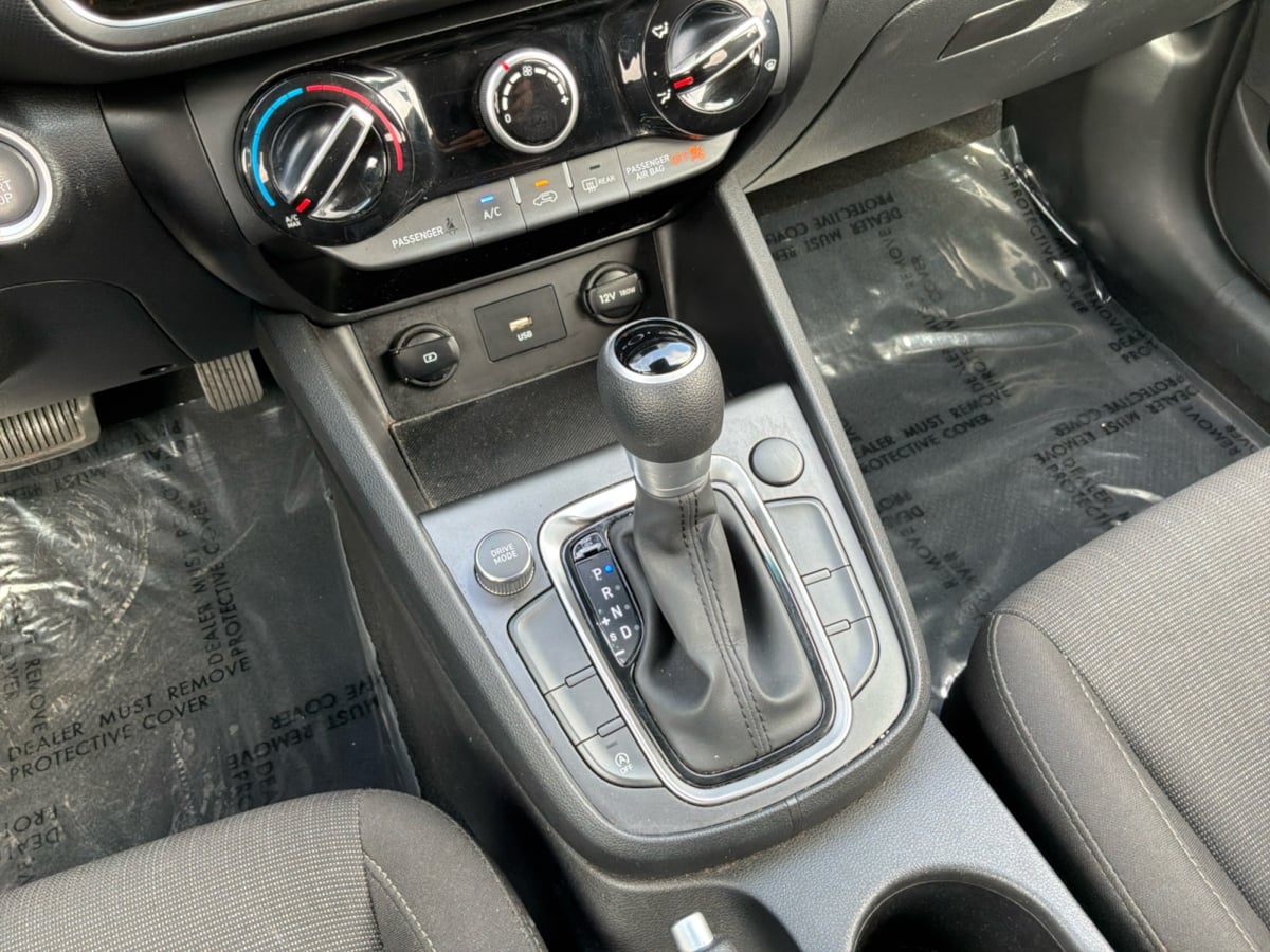 Hyundai Kona photo 16