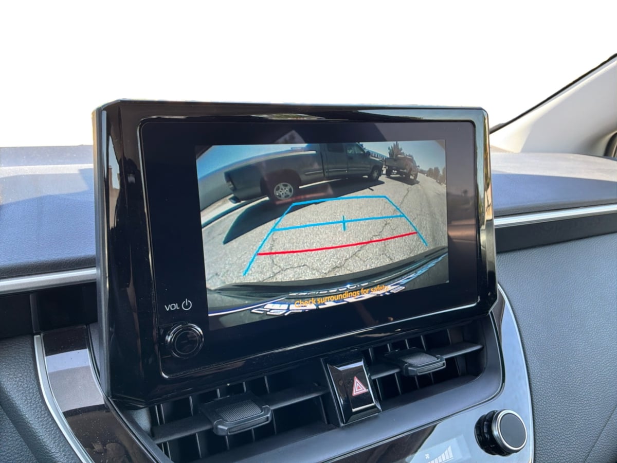 2025 Toyota Corolla LE - Photo 12
