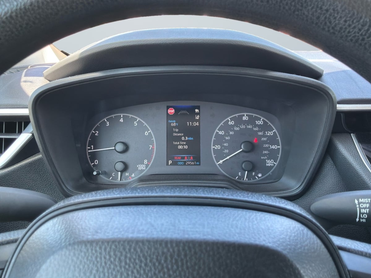 2025 Toyota Corolla LE - Photo 11