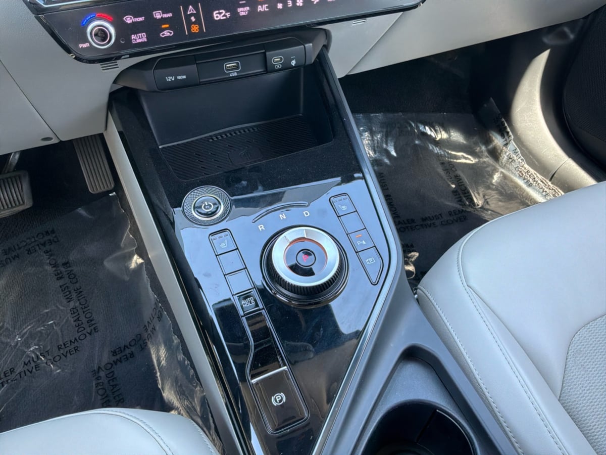 Kia Niro photo 16