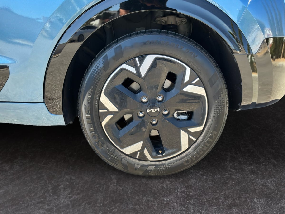 Kia Niro photo 9