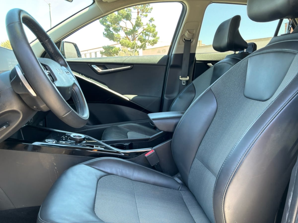 Kia Niro photo 18
