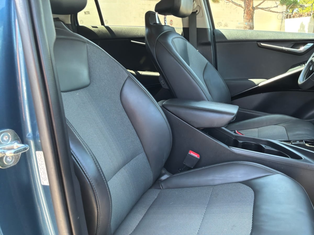 Kia Niro photo 21