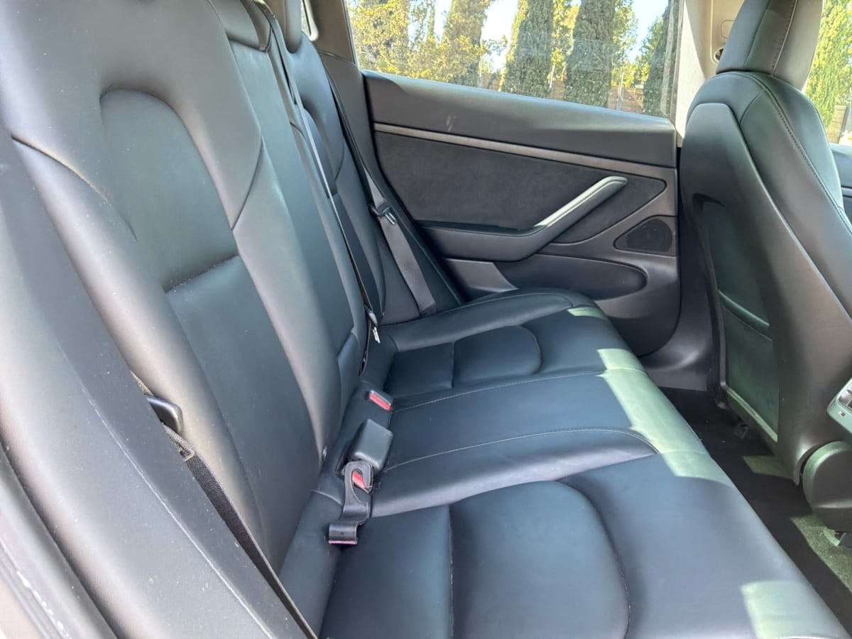 Tesla Model 3 photo 20