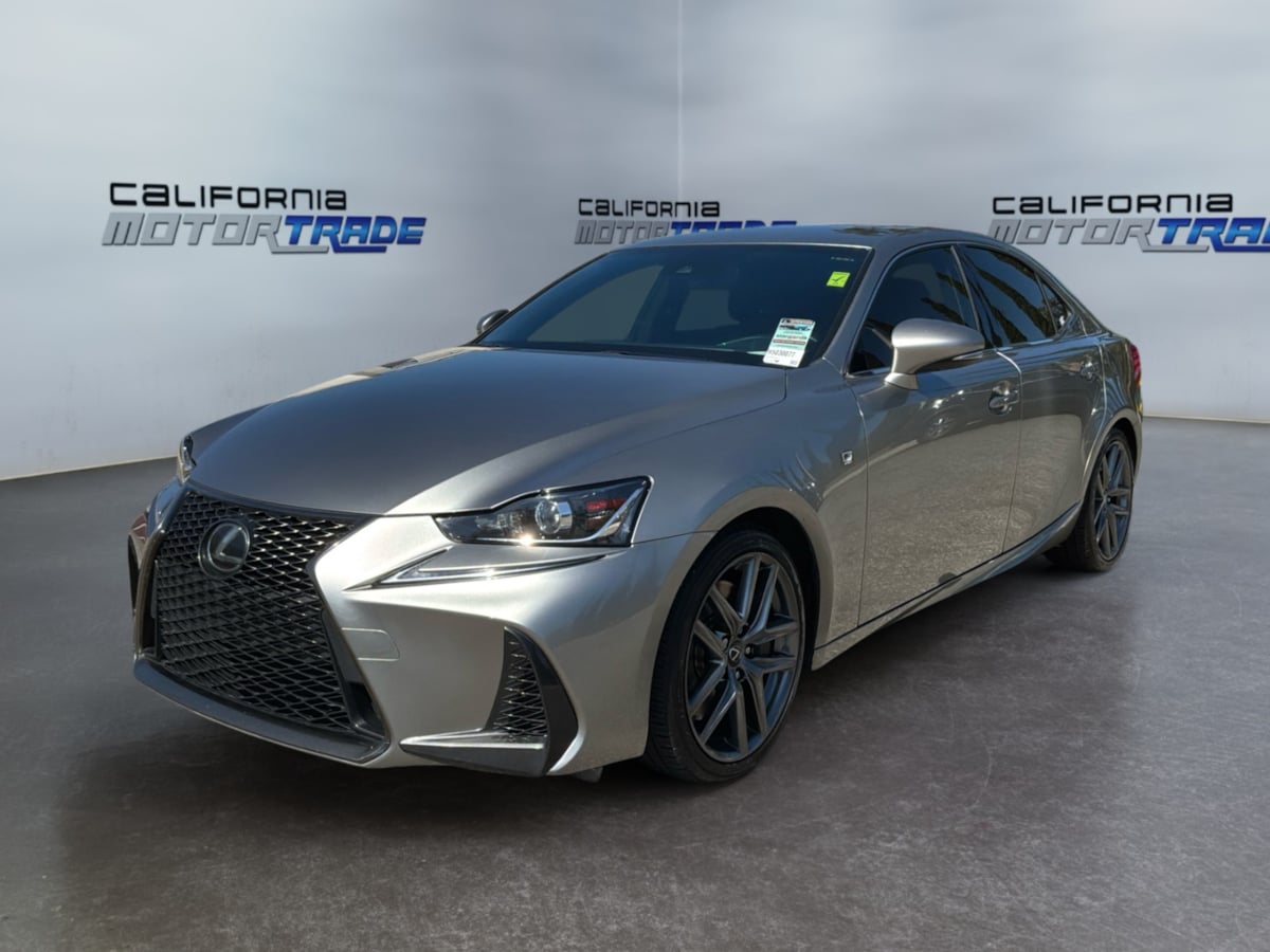 Lexus IS photo 26