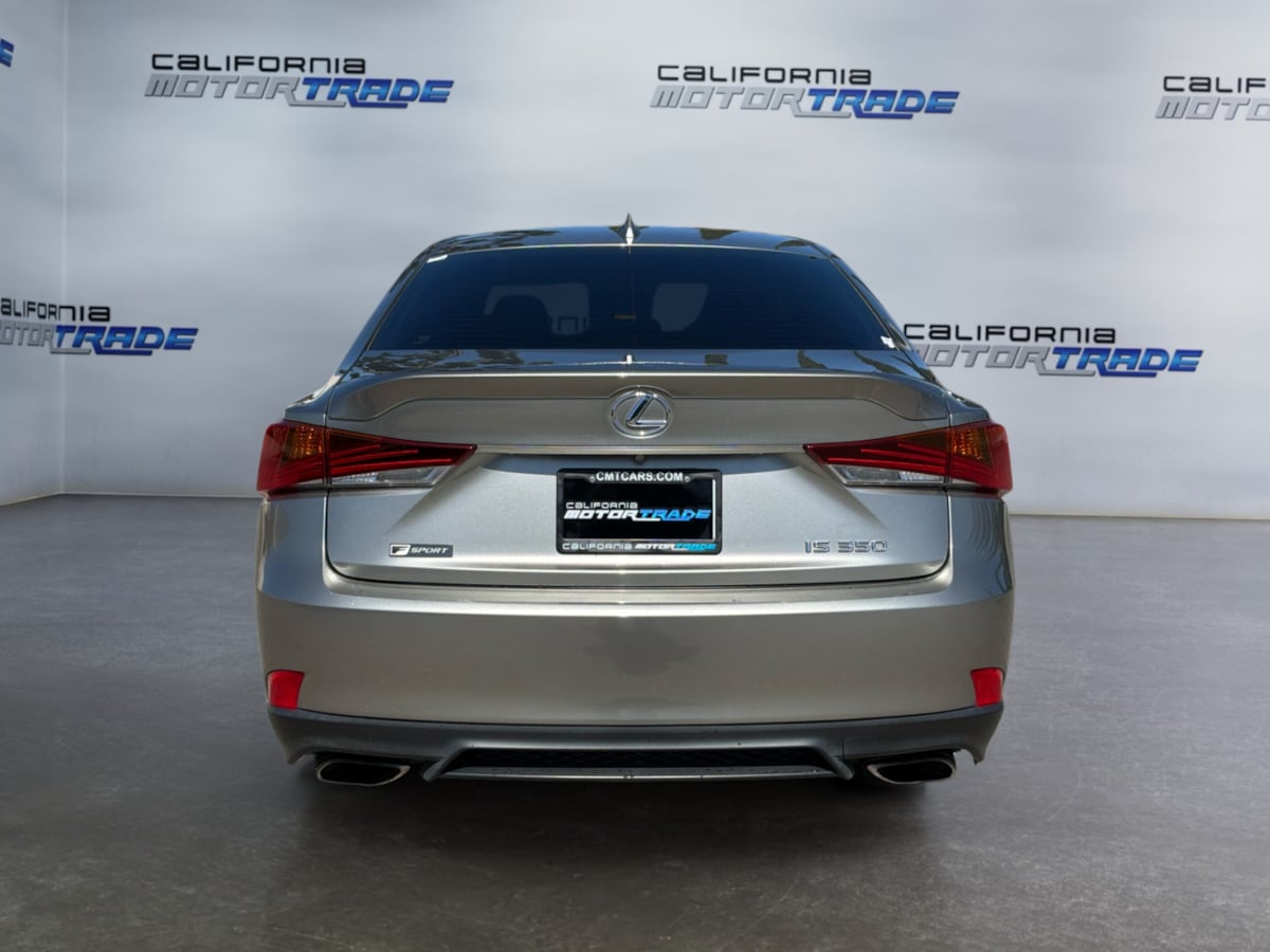 Lexus IS photo 6