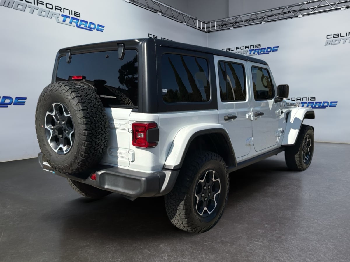 Jeep Wrangler photo 5