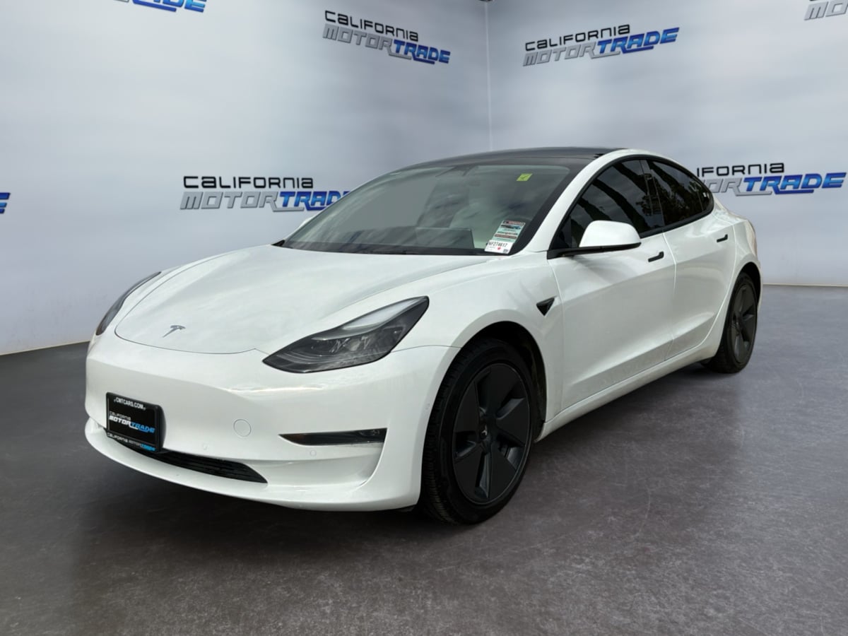 Tesla Model 3 photo 23