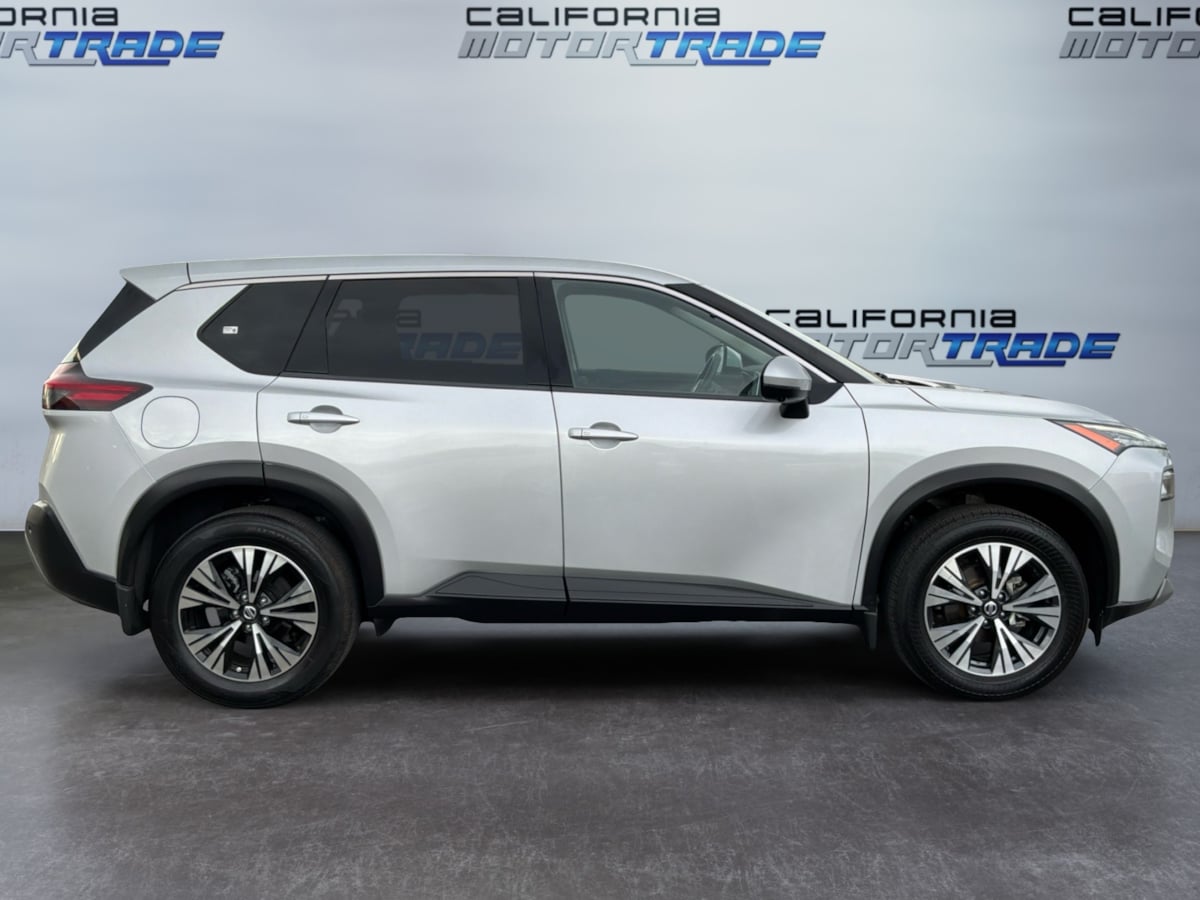 Nissan Rogue photo 4
