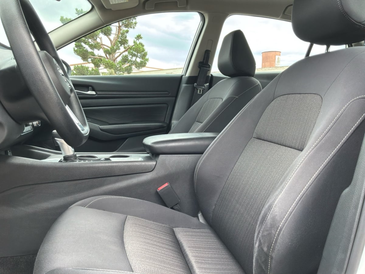 2025 Nissan Altima SV - Photo 18