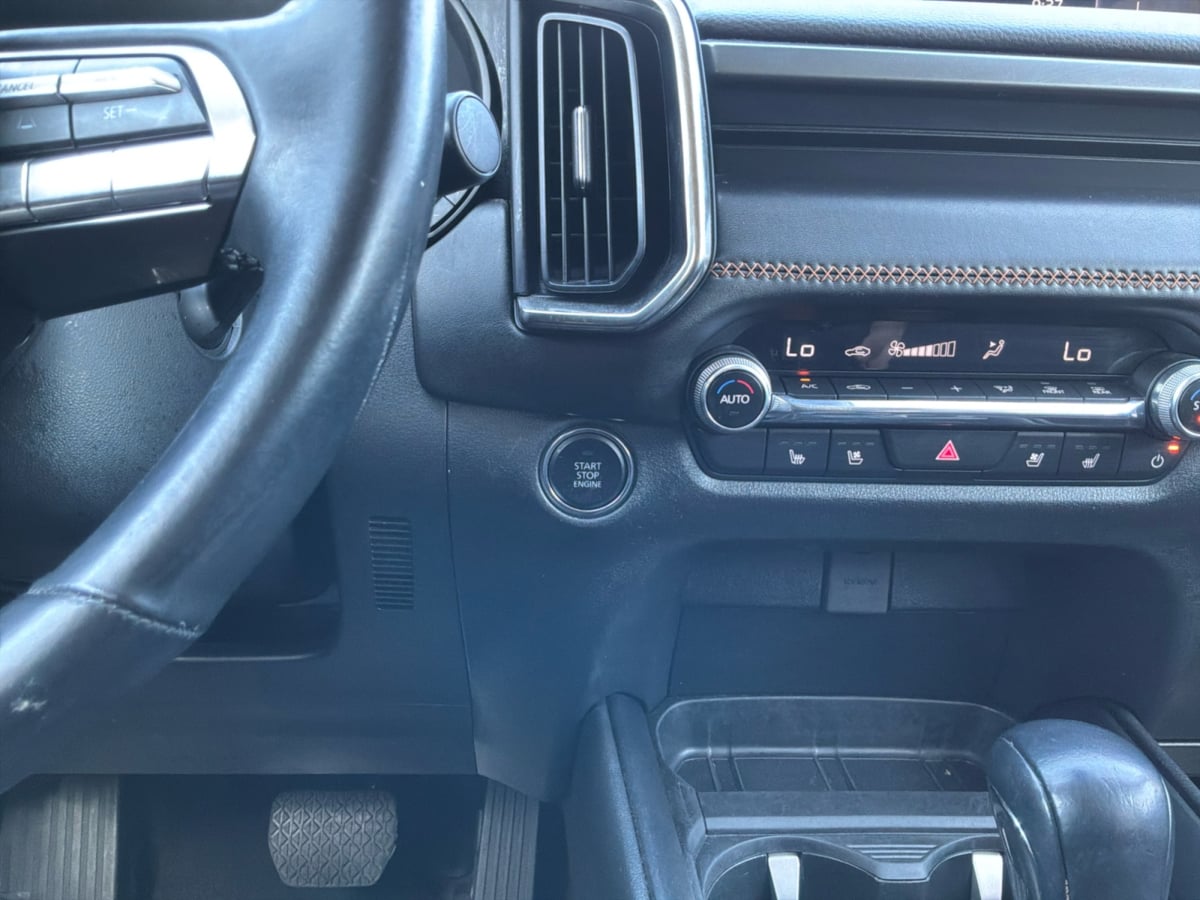 Mazda CX-50 photo 17