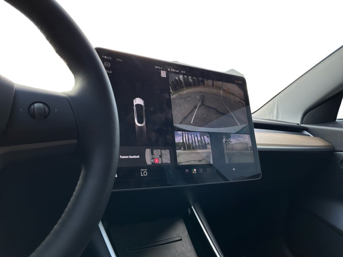 Tesla Model 3 photo 13