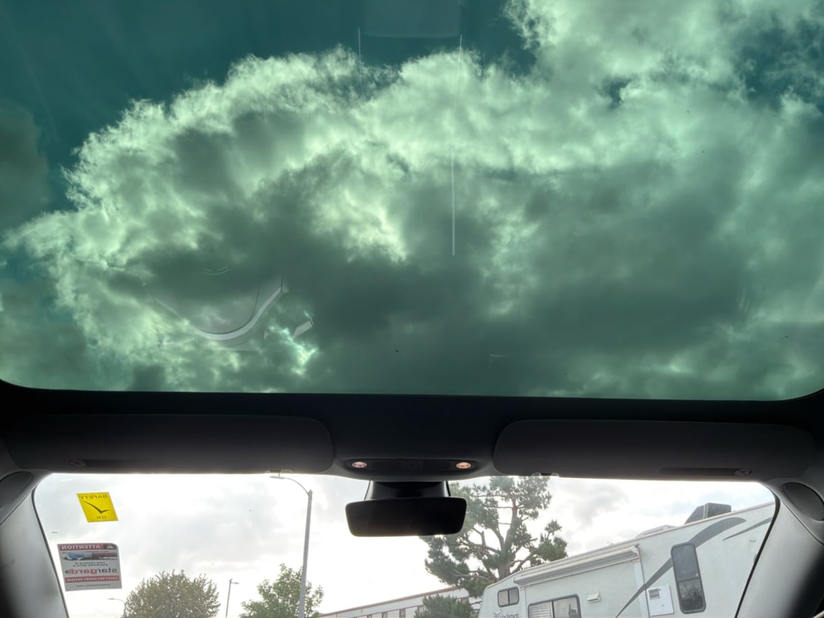 Tesla Model 3 photo 16