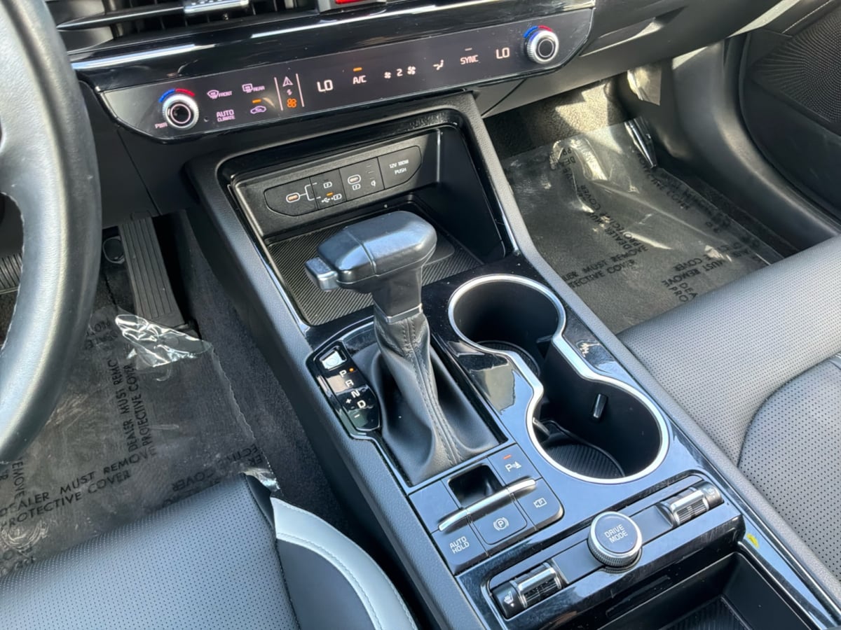 Kia K5 photo 16