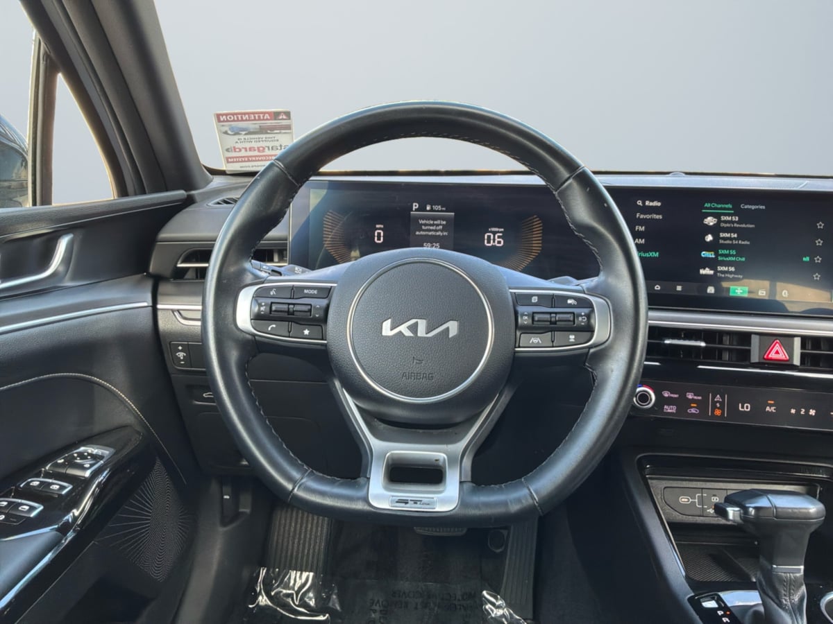 Kia K5 photo 11