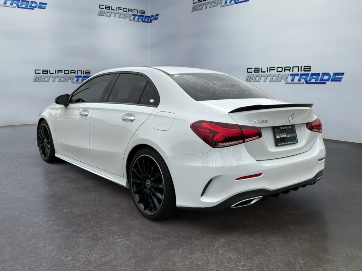 Mercedes-Benz A 220 photo 7