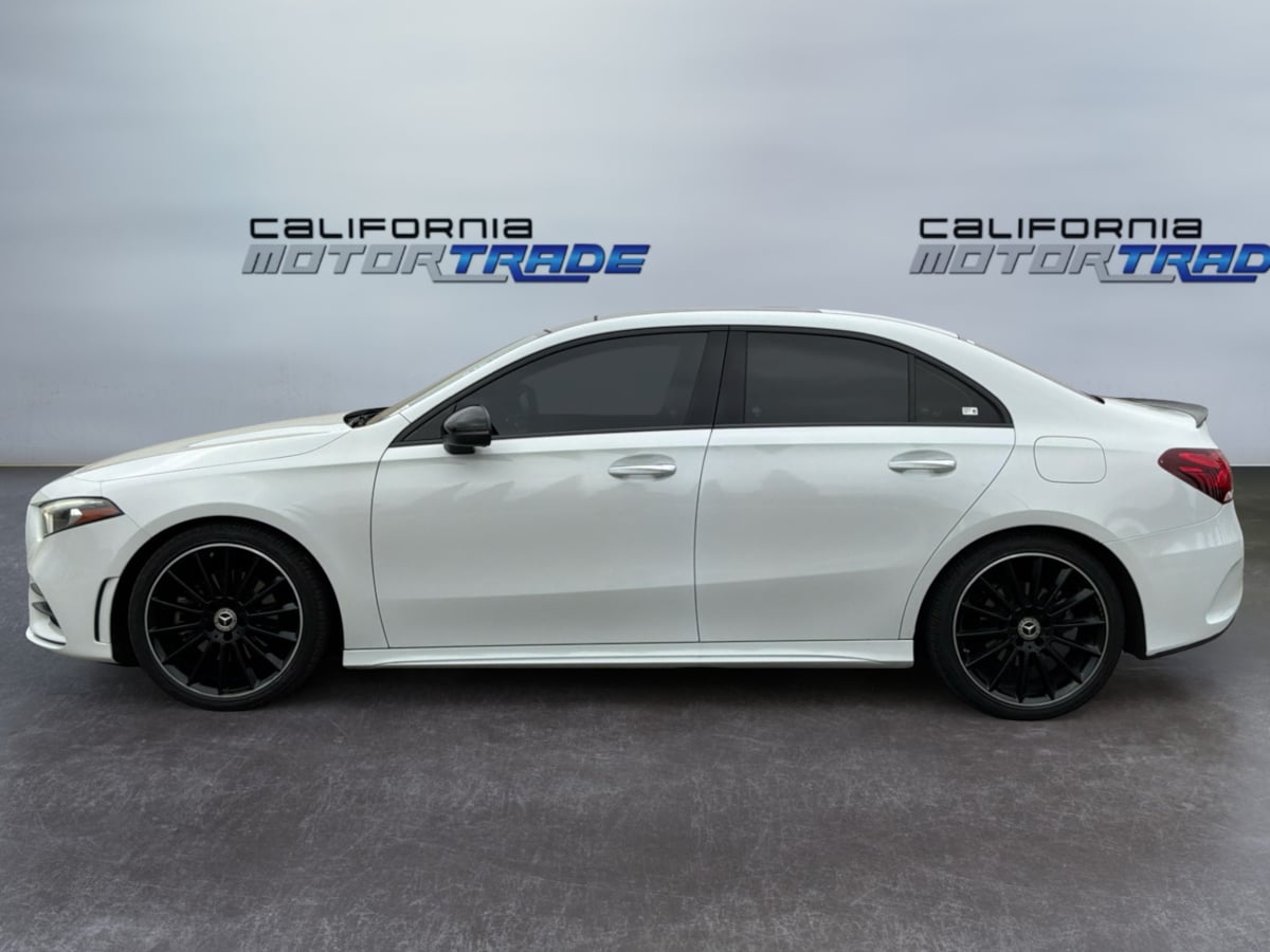 Mercedes-Benz A 220 photo 8