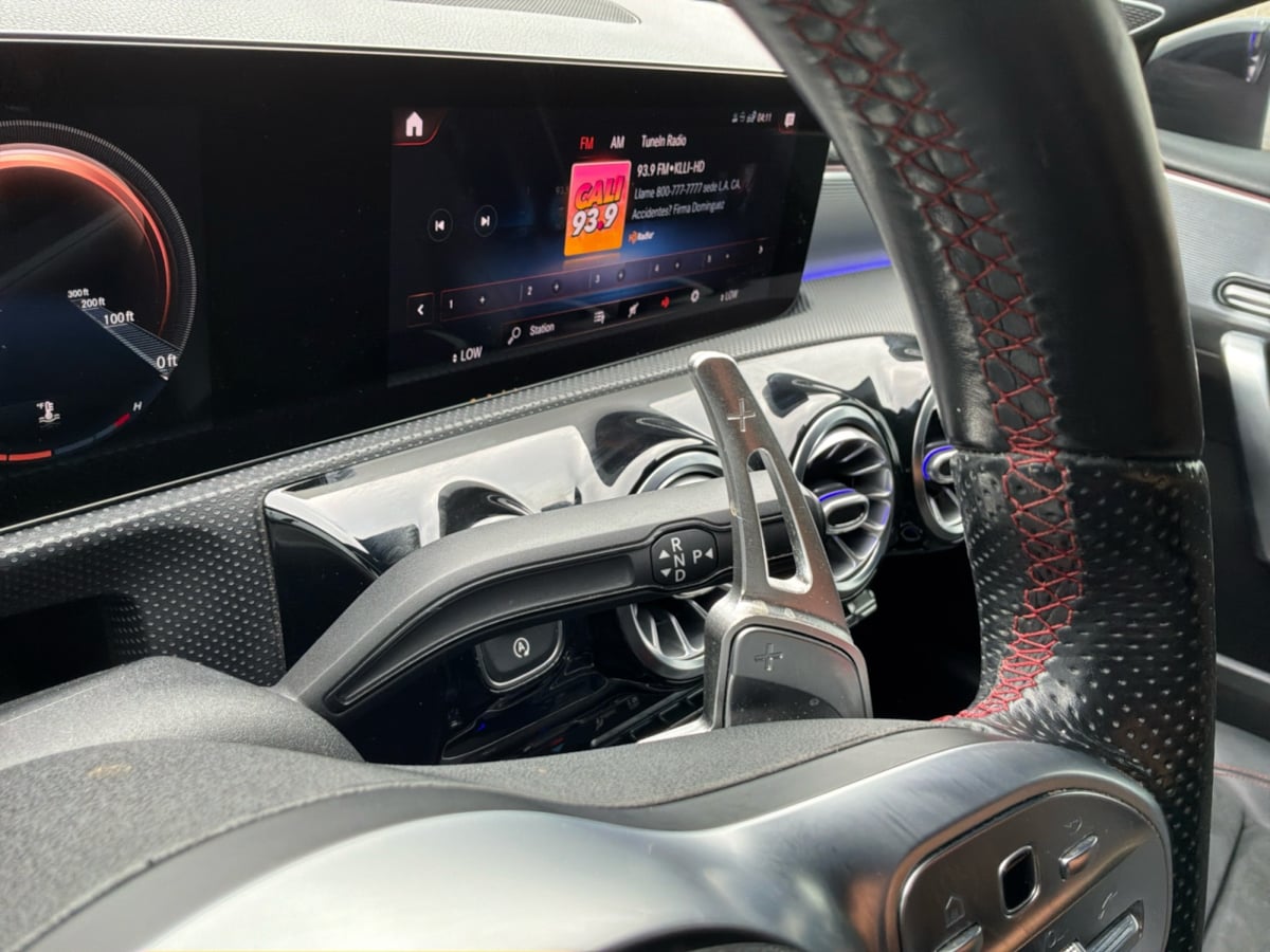 Mercedes-Benz A 220 photo 17