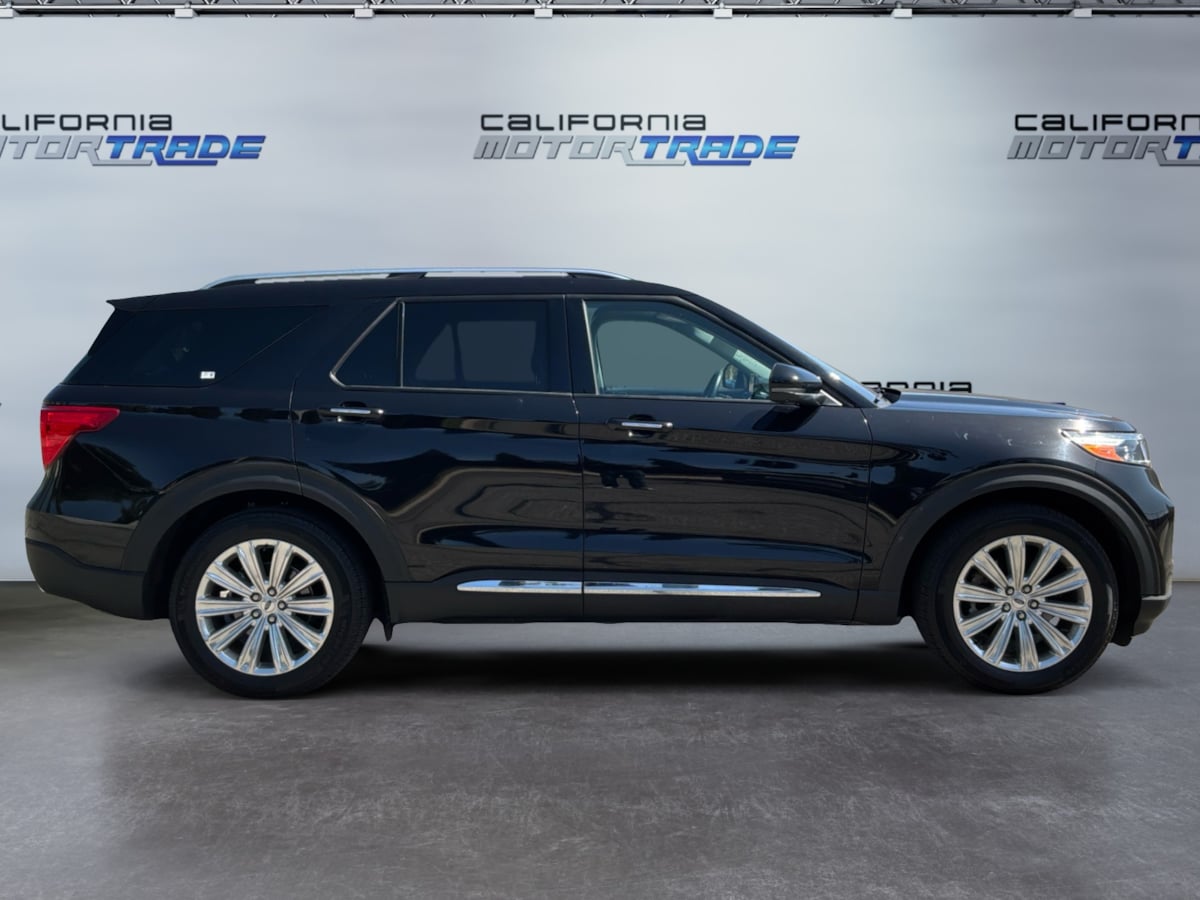 Ford Explorer photo 4