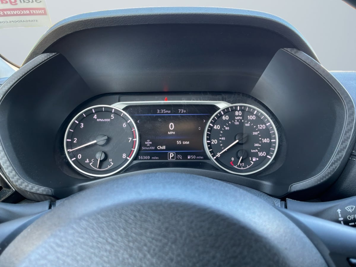 Nissan Sentra photo 12