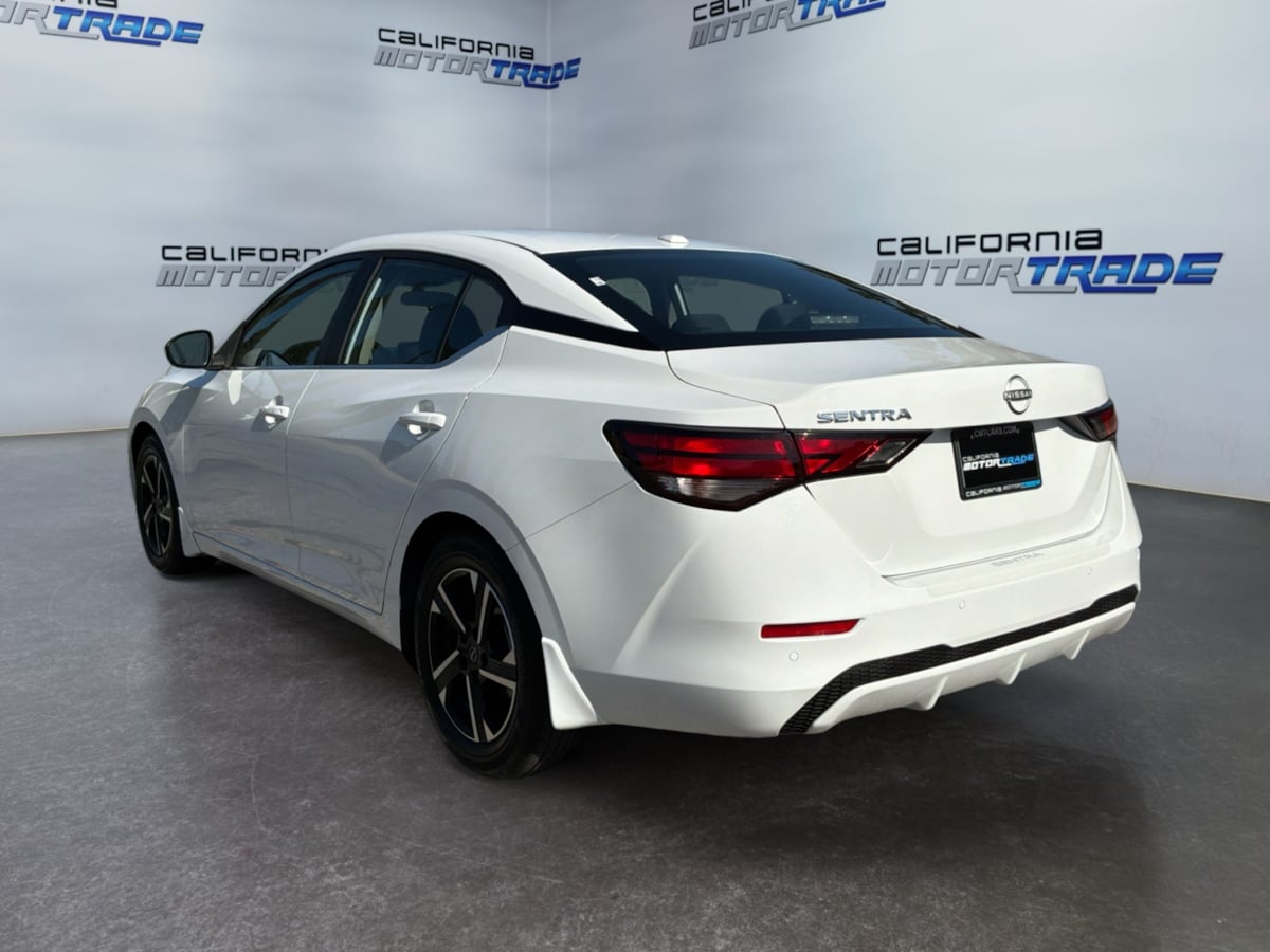 Nissan Sentra photo 7
