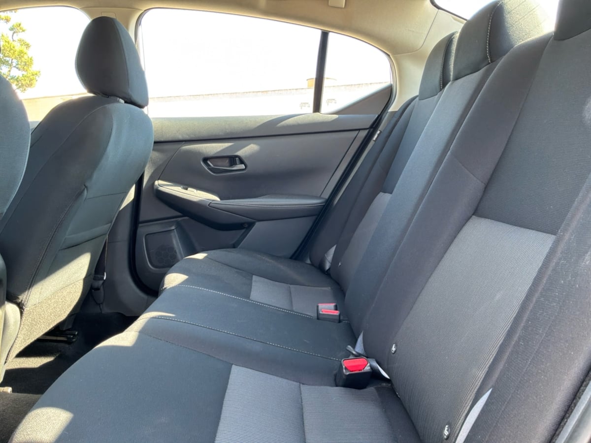 Nissan Sentra photo 19