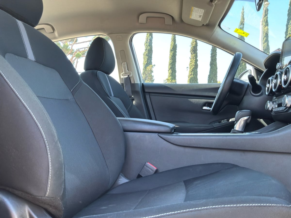 Nissan Sentra photo 21