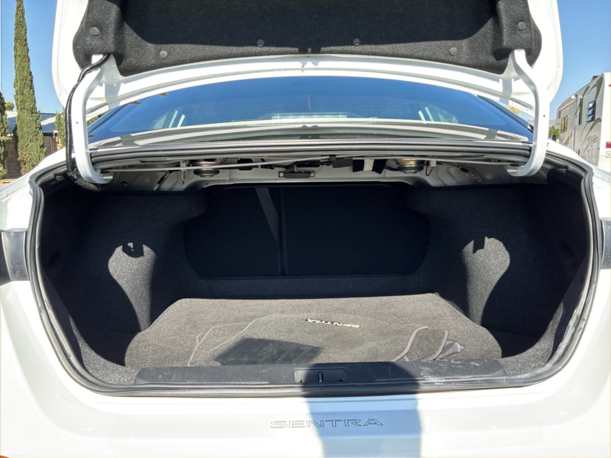 Nissan Sentra photo 22