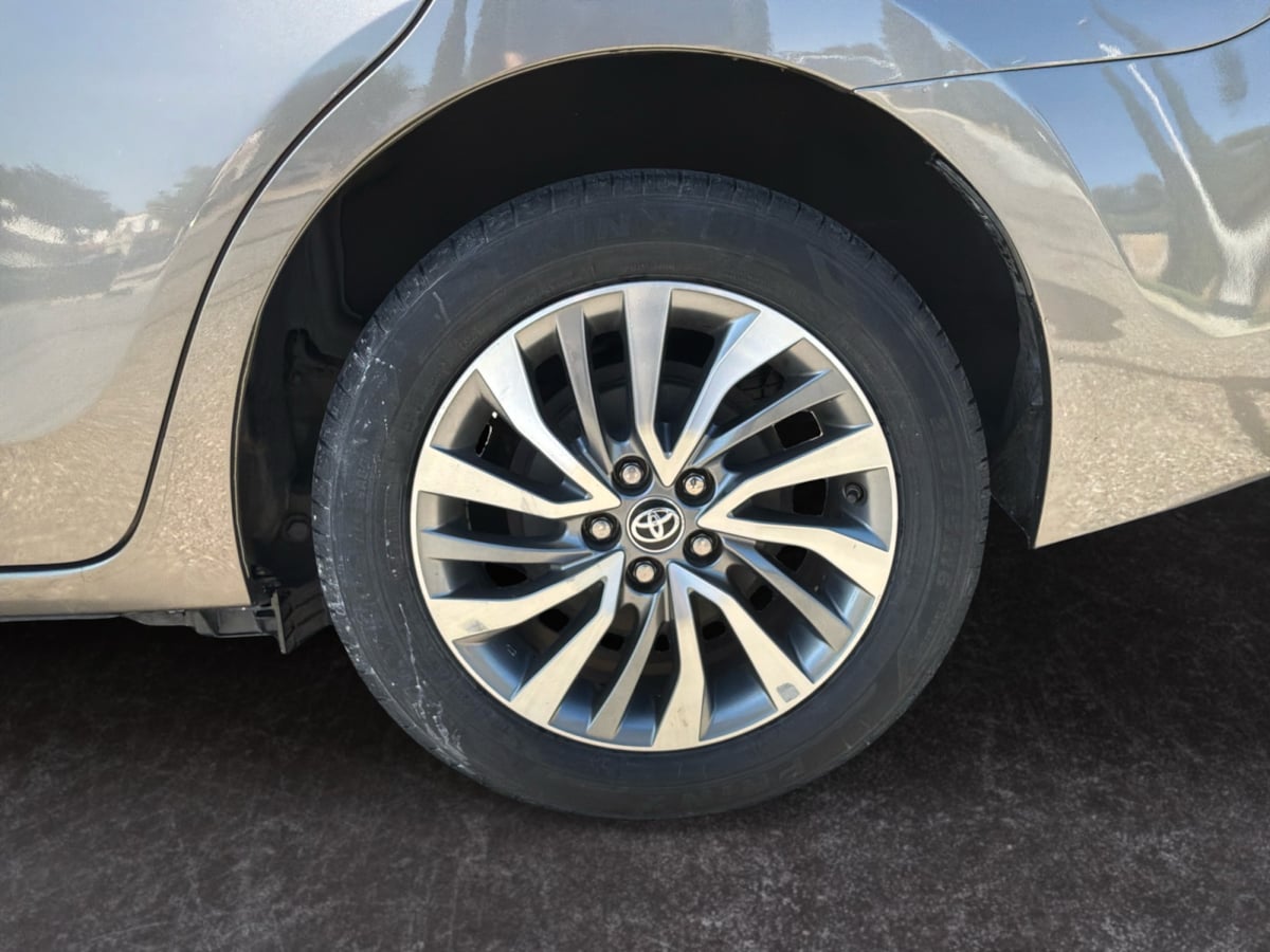 Toyota Corolla photo 9