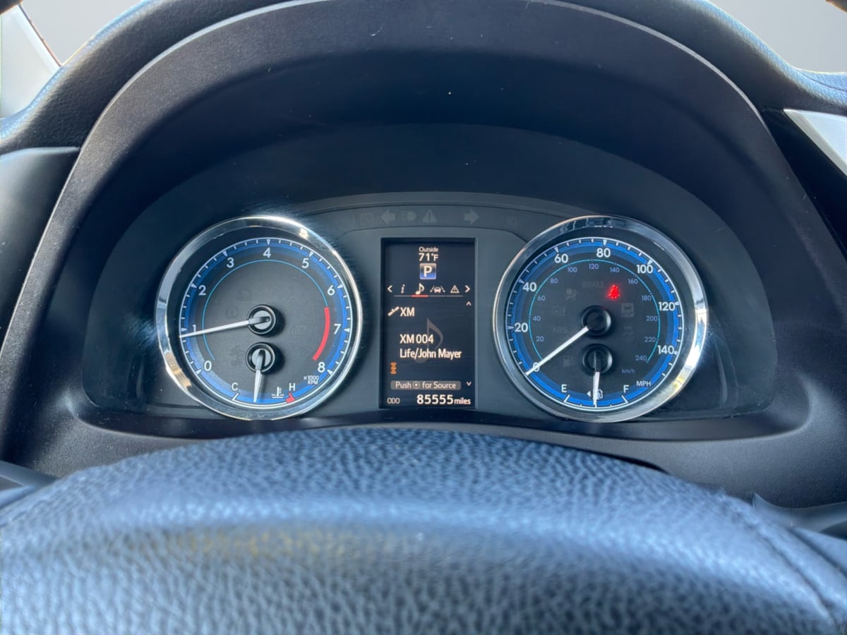 Toyota Corolla photo 12