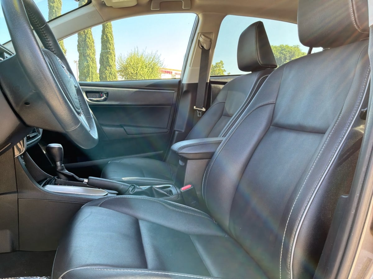 Toyota Corolla photo 19