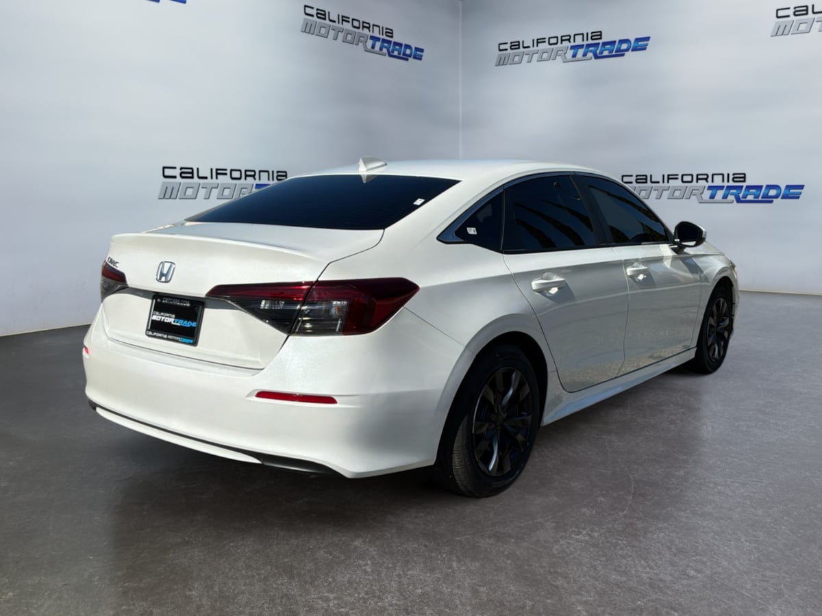 Honda Civic photo 5