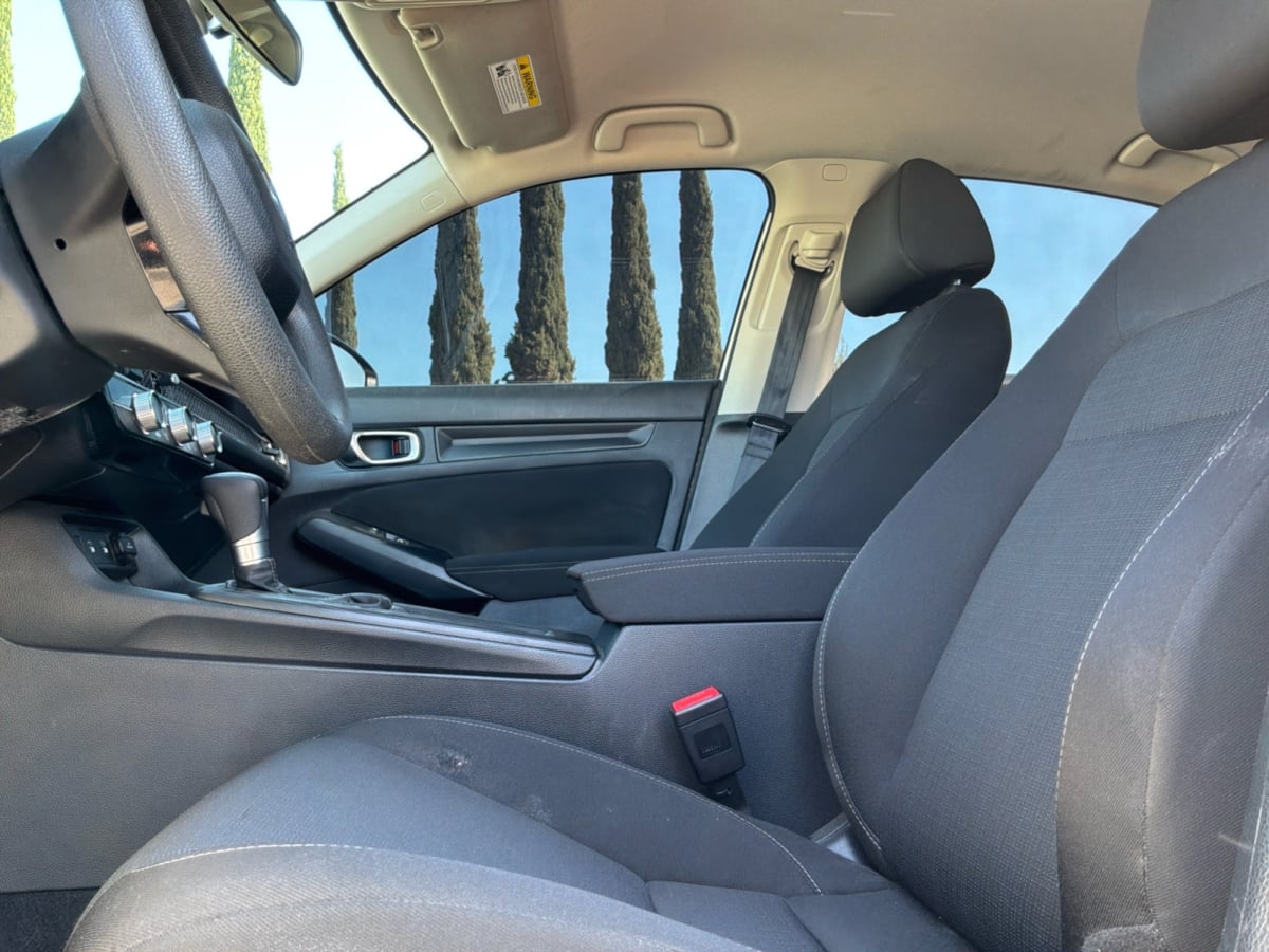 Honda Civic photo 18