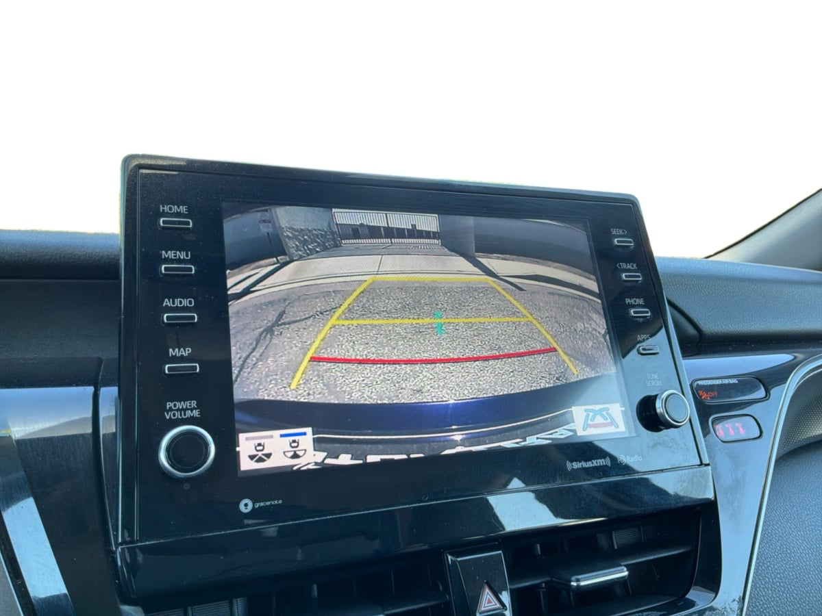 Toyota Camry photo 13