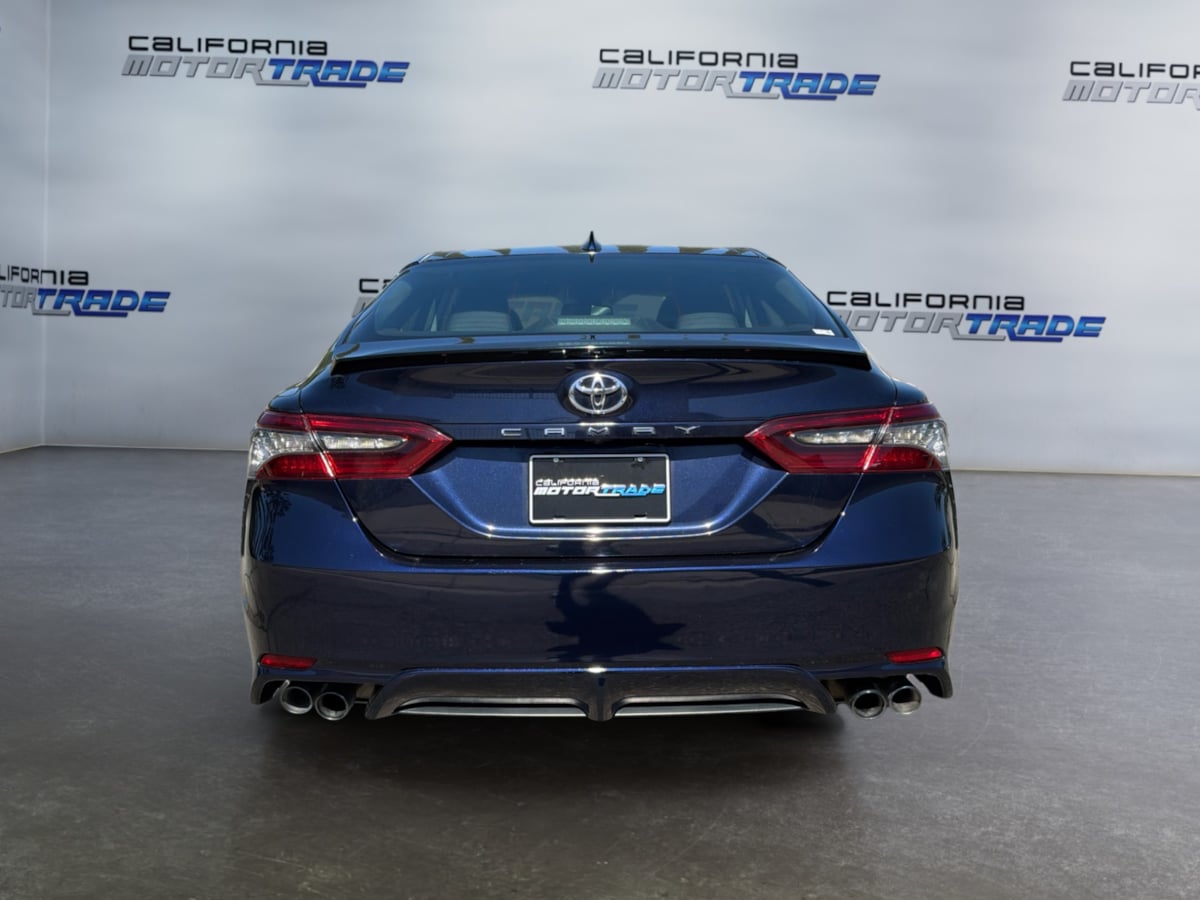 Toyota Camry photo 6