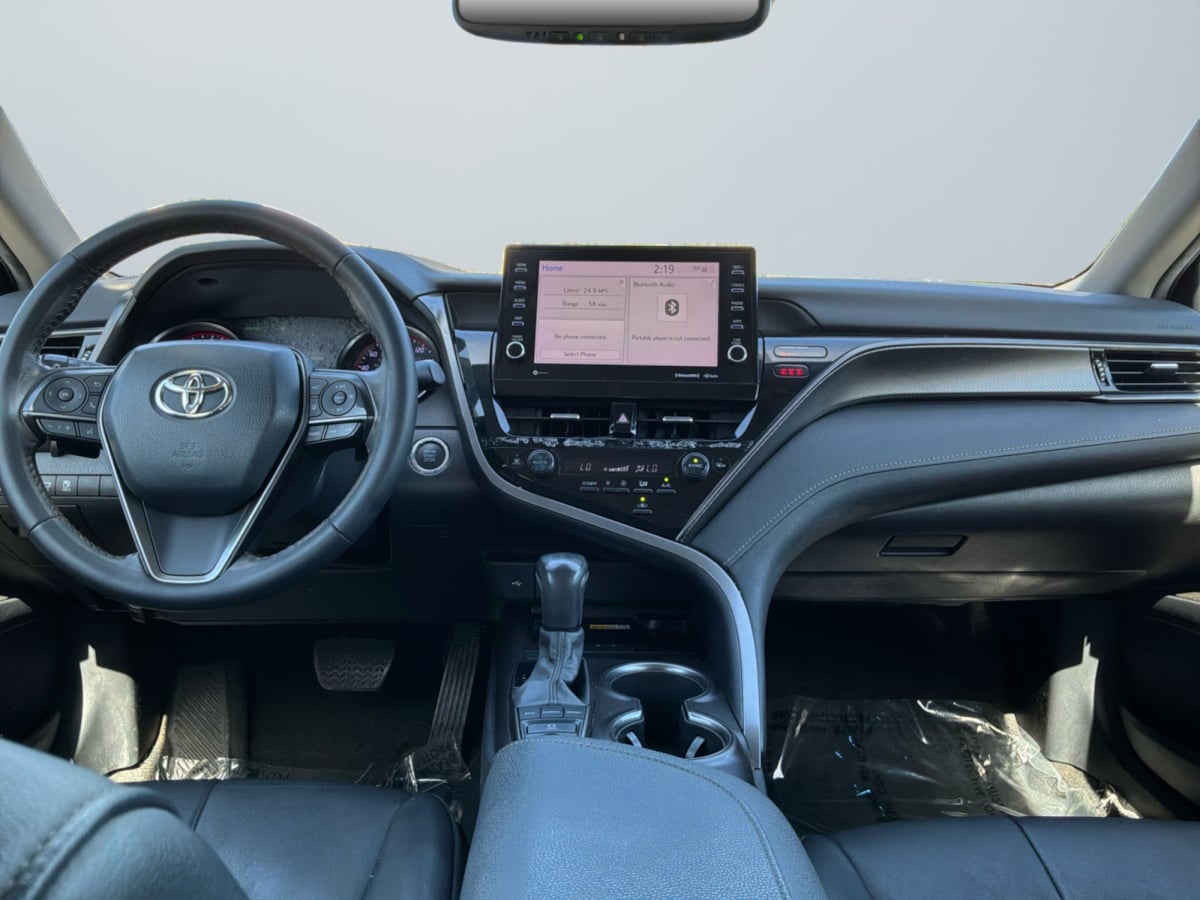 Toyota Camry photo 10