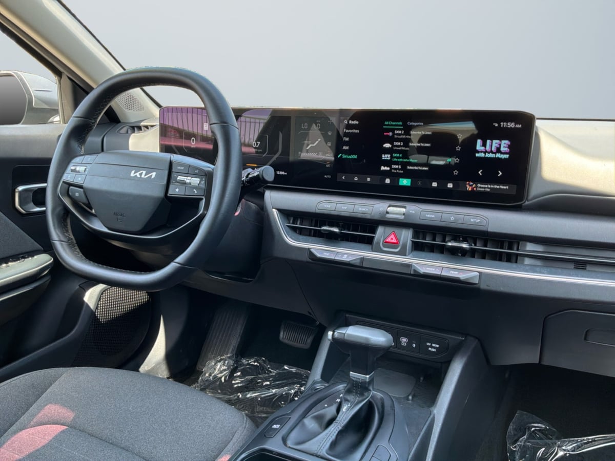 Kia K4 photo 14